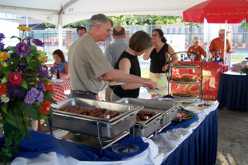 Picnic Tent-Serving.jpg